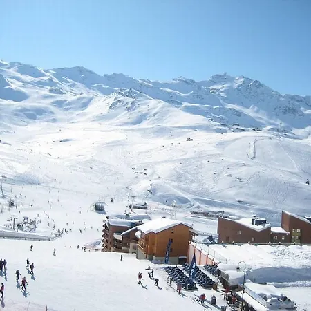 Zenith 6 Persons Ski In Ski Out Apartment *